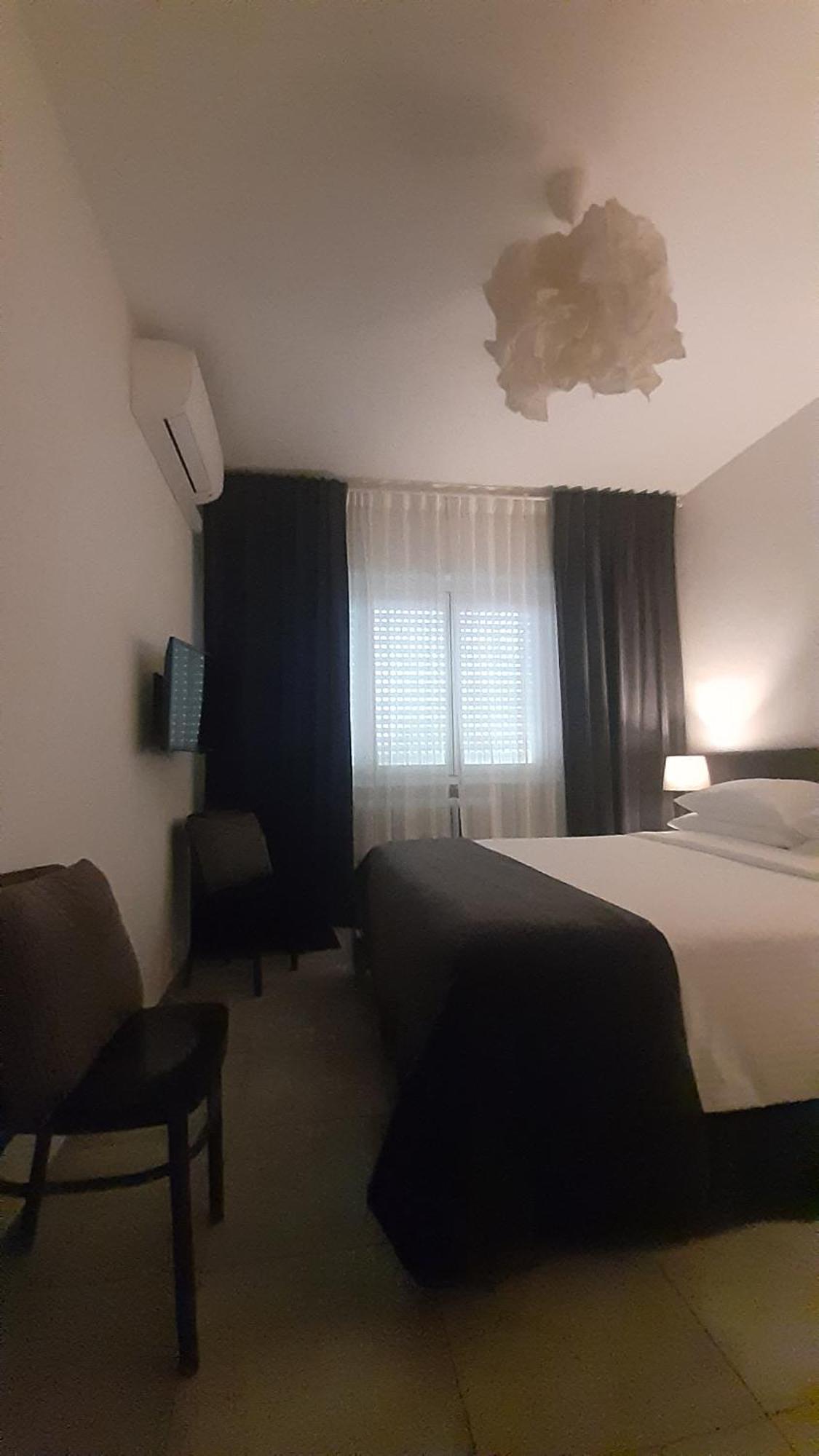 La Duchessa Hotell Alba  Exteriör bild